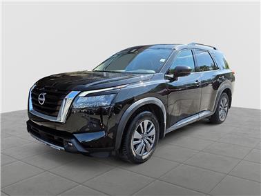 2024 Nissan Pathfinder  SV