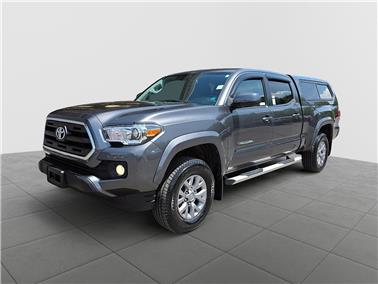 2016 Toyota Tacoma  SR5