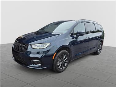 2022 Chrysler Pacifica  Touring