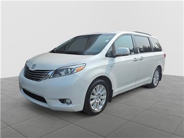 2016 Toyota Sienna  XLE 7 Passenger