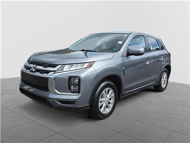 2022 Mitsubishi RVR  SE
