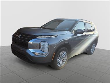 2024 Mitsubishi Outlander  SE