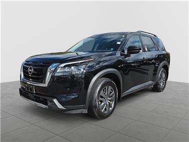 2024 Nissan Pathfinder  SV