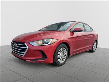 2017 Hyundai Elantra  LE