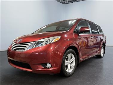 2017 Toyota Sienna  XLE 7 Passenger
