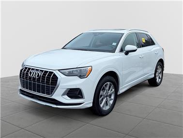 2022 Audi Q3  40 Progressiv