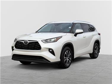 2020 Toyota Highlander  XLE