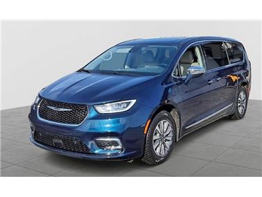 2022 Chrysler Pacifica Hybrid  Limited