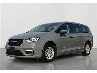 2023 Chrysler Pacifica  Touring-L