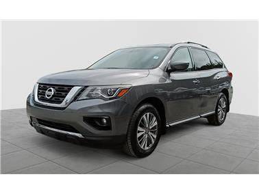 2018 Nissan Pathfinder  SV Tech