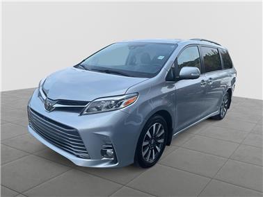 2019 Toyota Sienna  XLE 7-Passenger