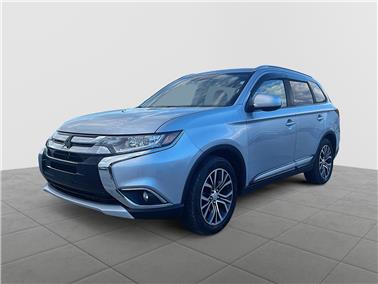 2017 Mitsubishi Outlander  ES