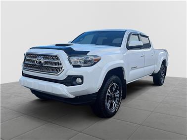 2017 Toyota Tacoma  TRD Sport