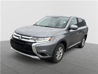2018 Mitsubishi Outlander  ES