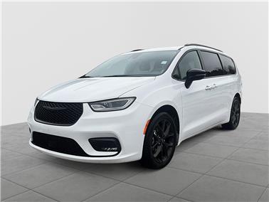 2024 Chrysler Pacifica  Touring-L