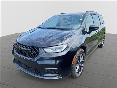 2023 Chrysler Pacifica  Touring-L