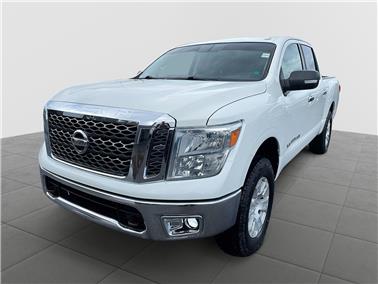 2018 Nissan Titan  SV