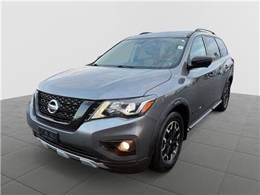 2020 Nissan Pathfinder  SL Premium