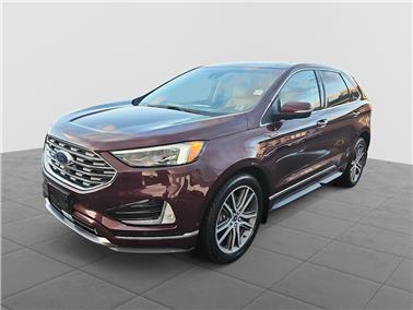 2019 Ford Edge  Titanium