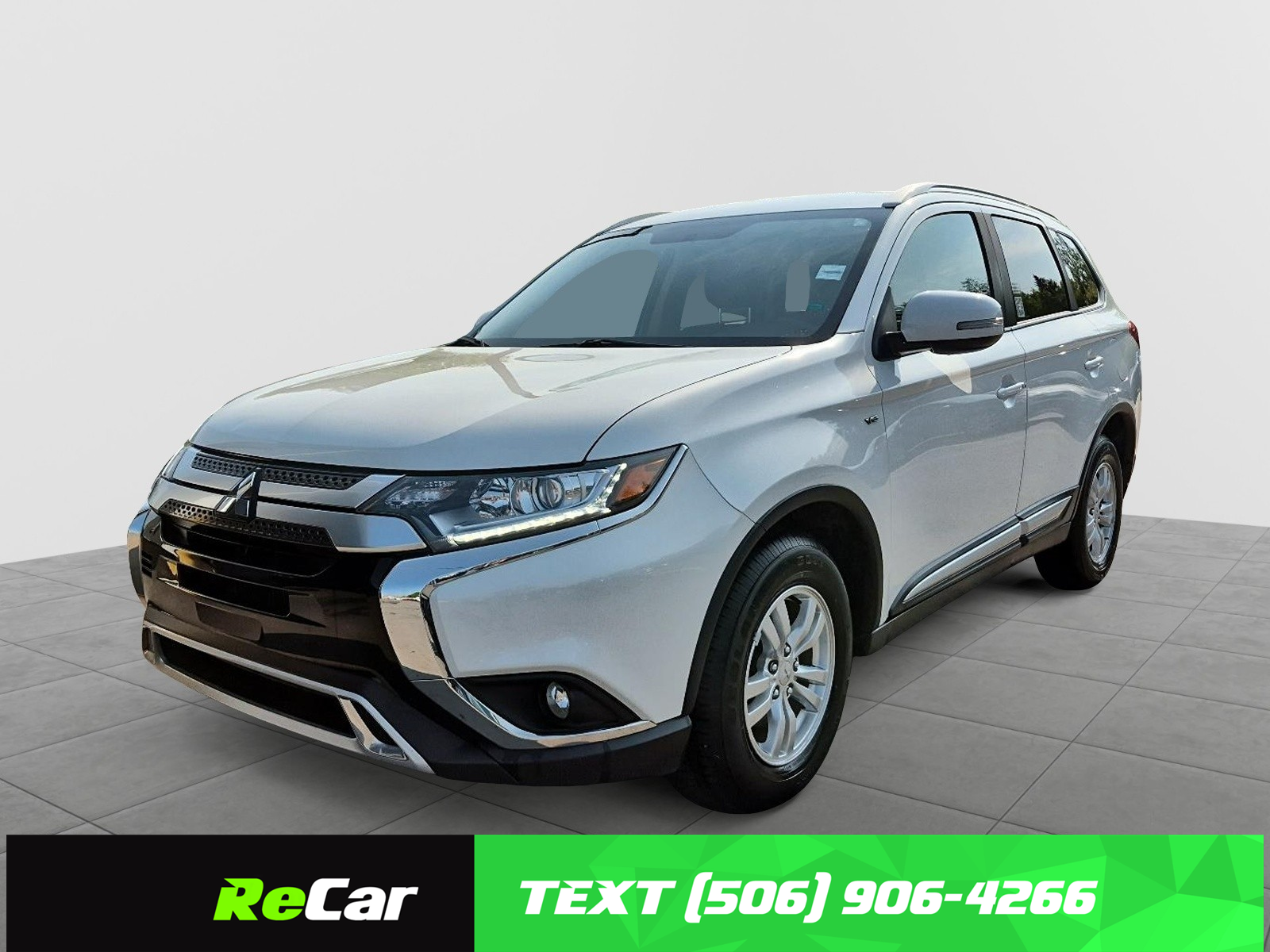 2020 Mitsubishi Outlander  SE
