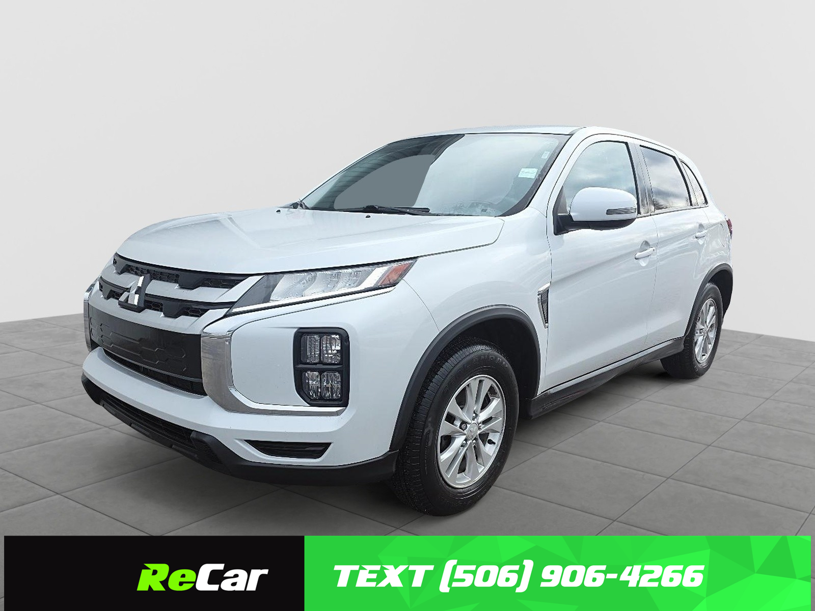 2023 Mitsubishi RVR SE