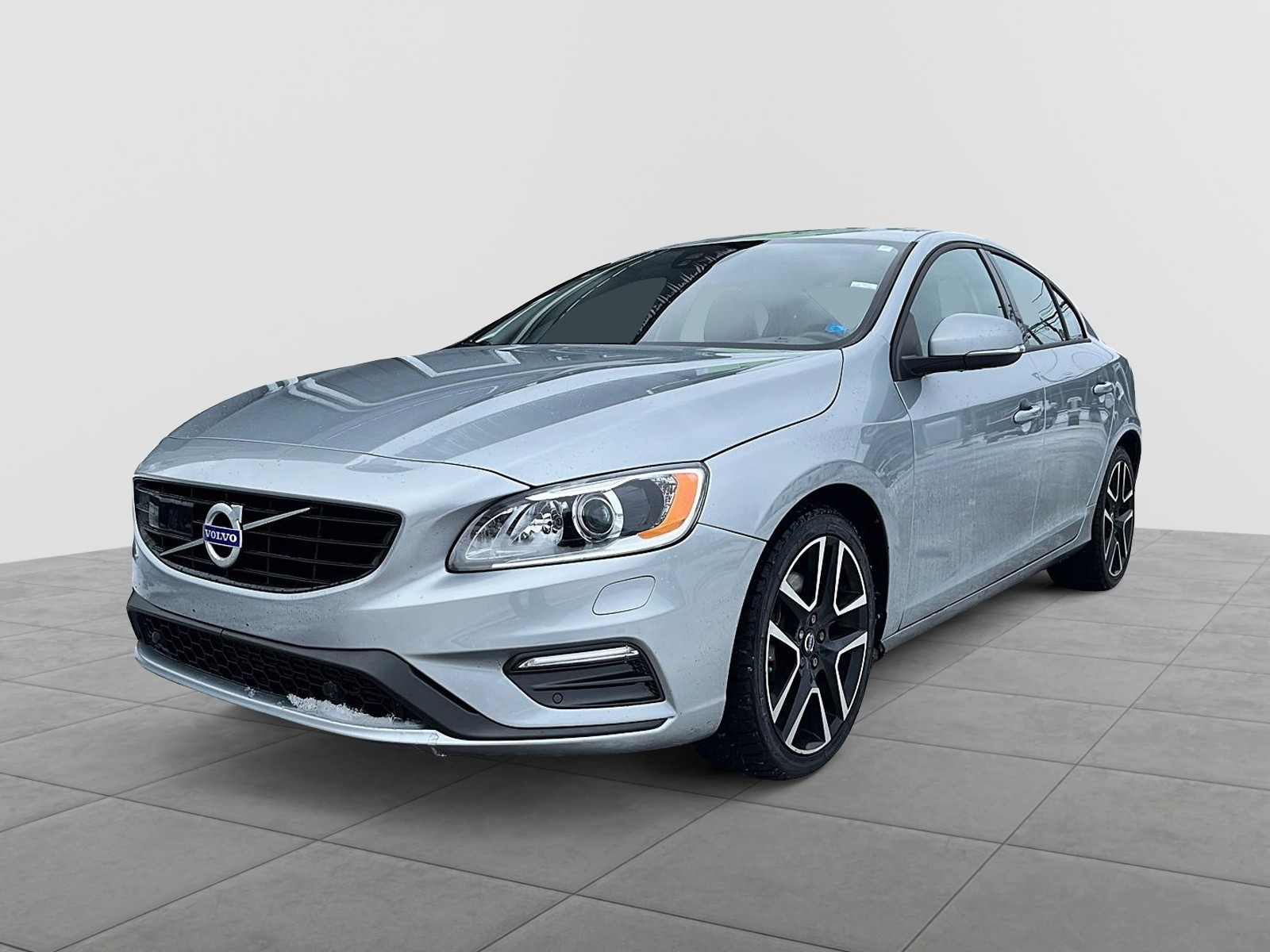 2018 Volvo S60  T5 Dynamic