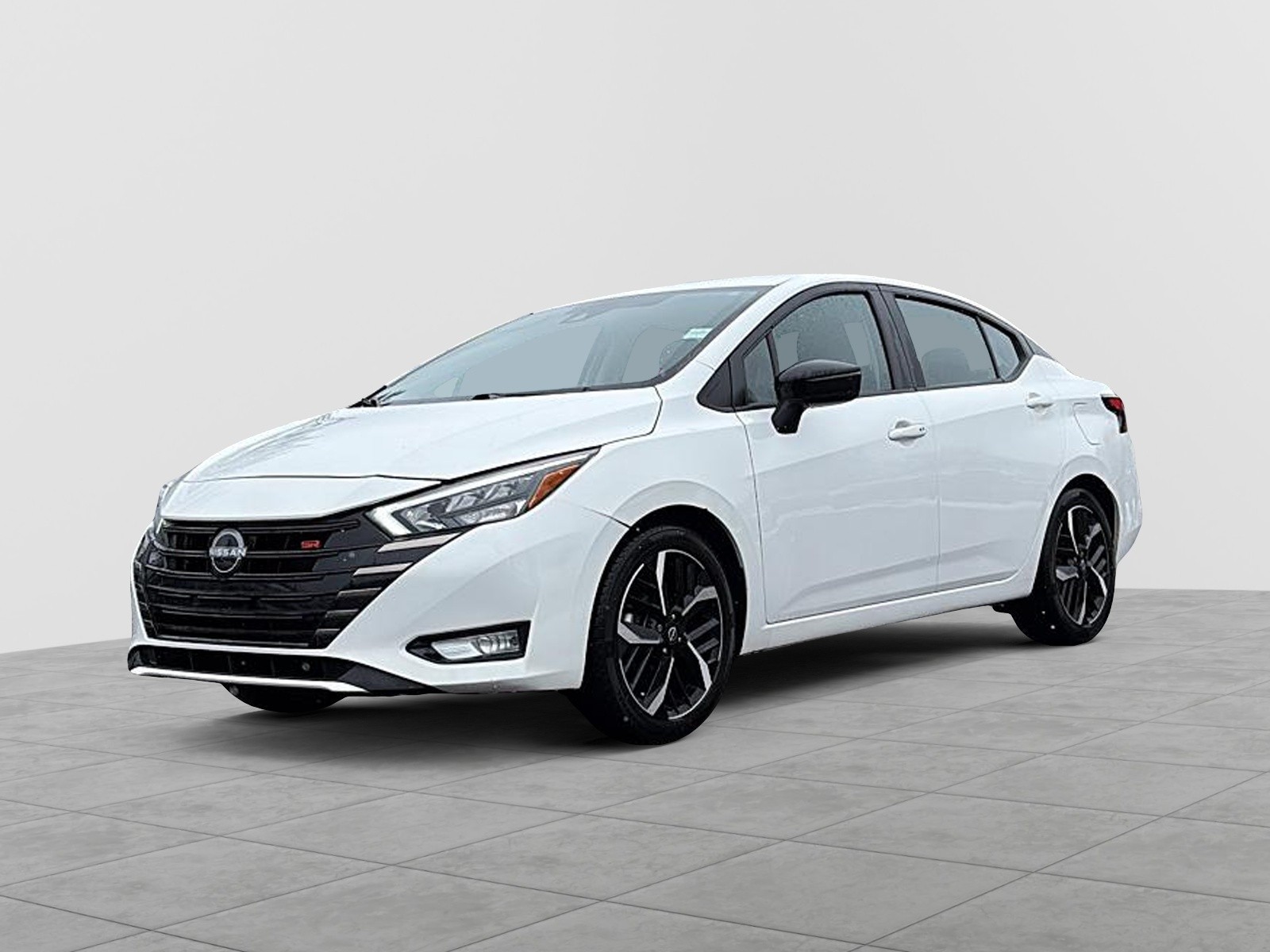 2023 Nissan Versa  SR