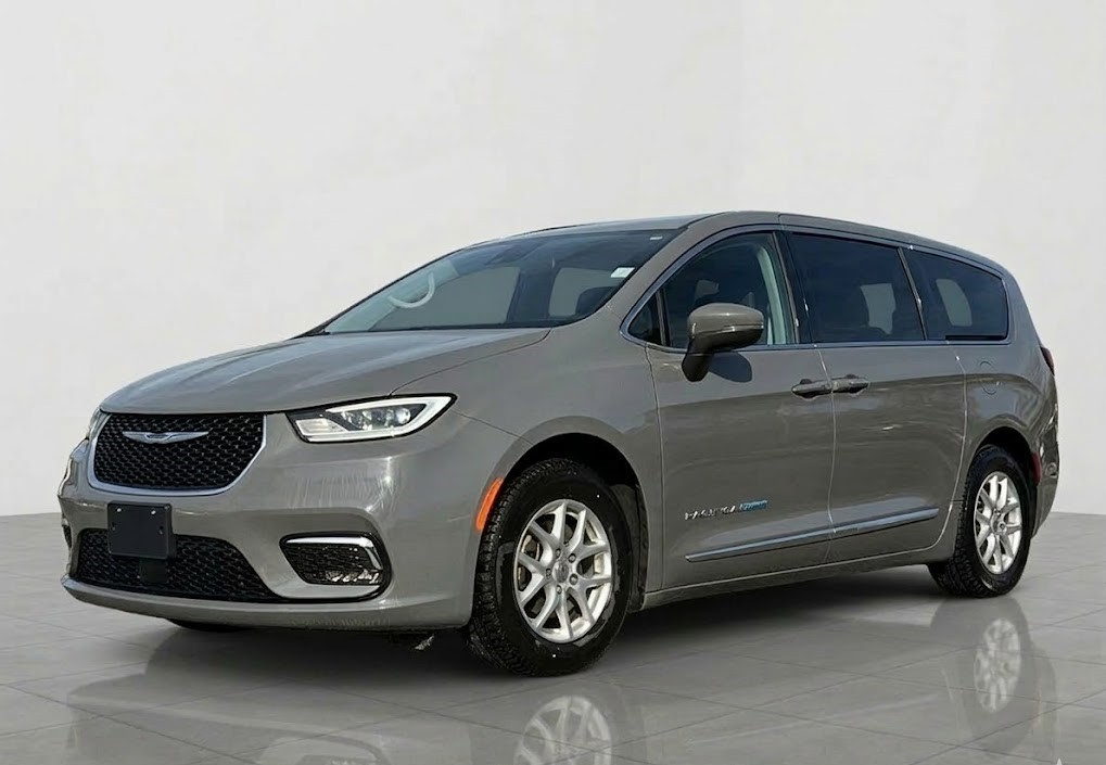 2023 Chrysler Pacifica  Touring-L