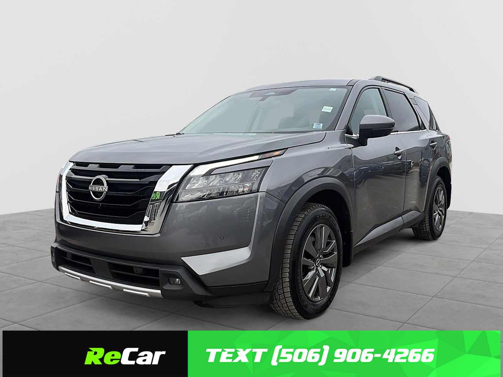 2024 Nissan Pathfinder  SV