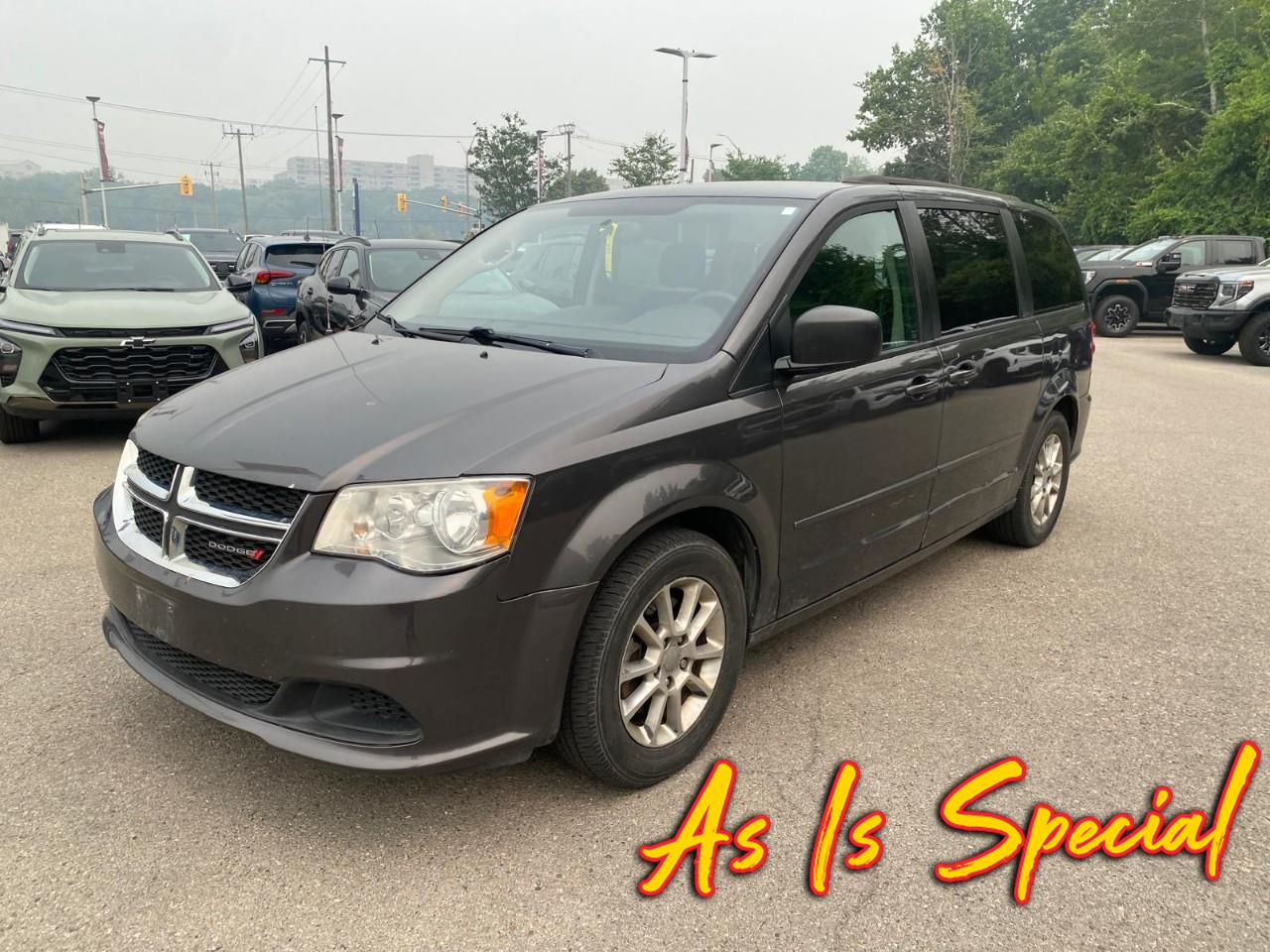 used 2015 Dodge Grand Caravan car, priced at $3,900