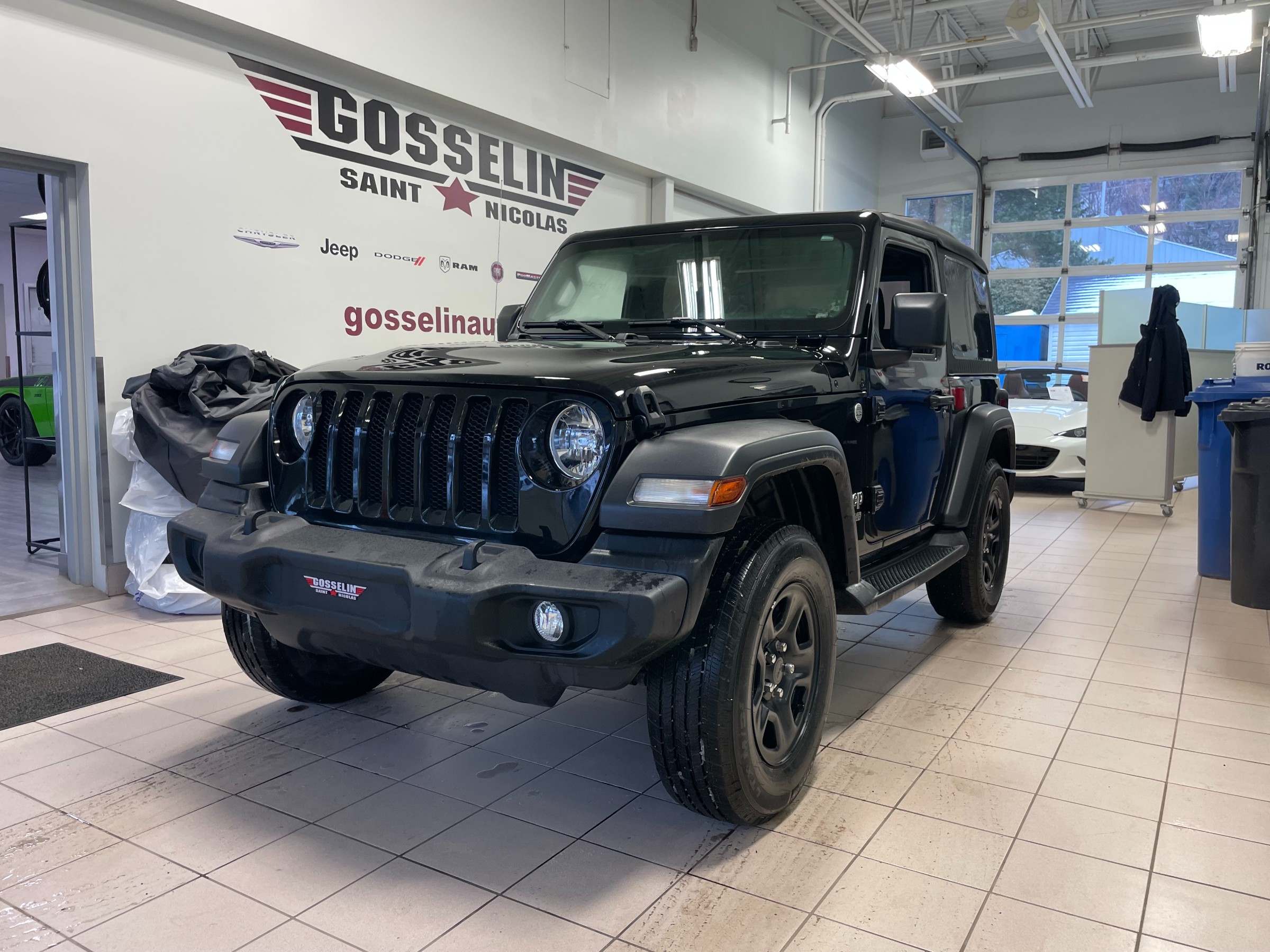 Used 2021 Jeep Wrangler with 7,966 km for sale at Otogo