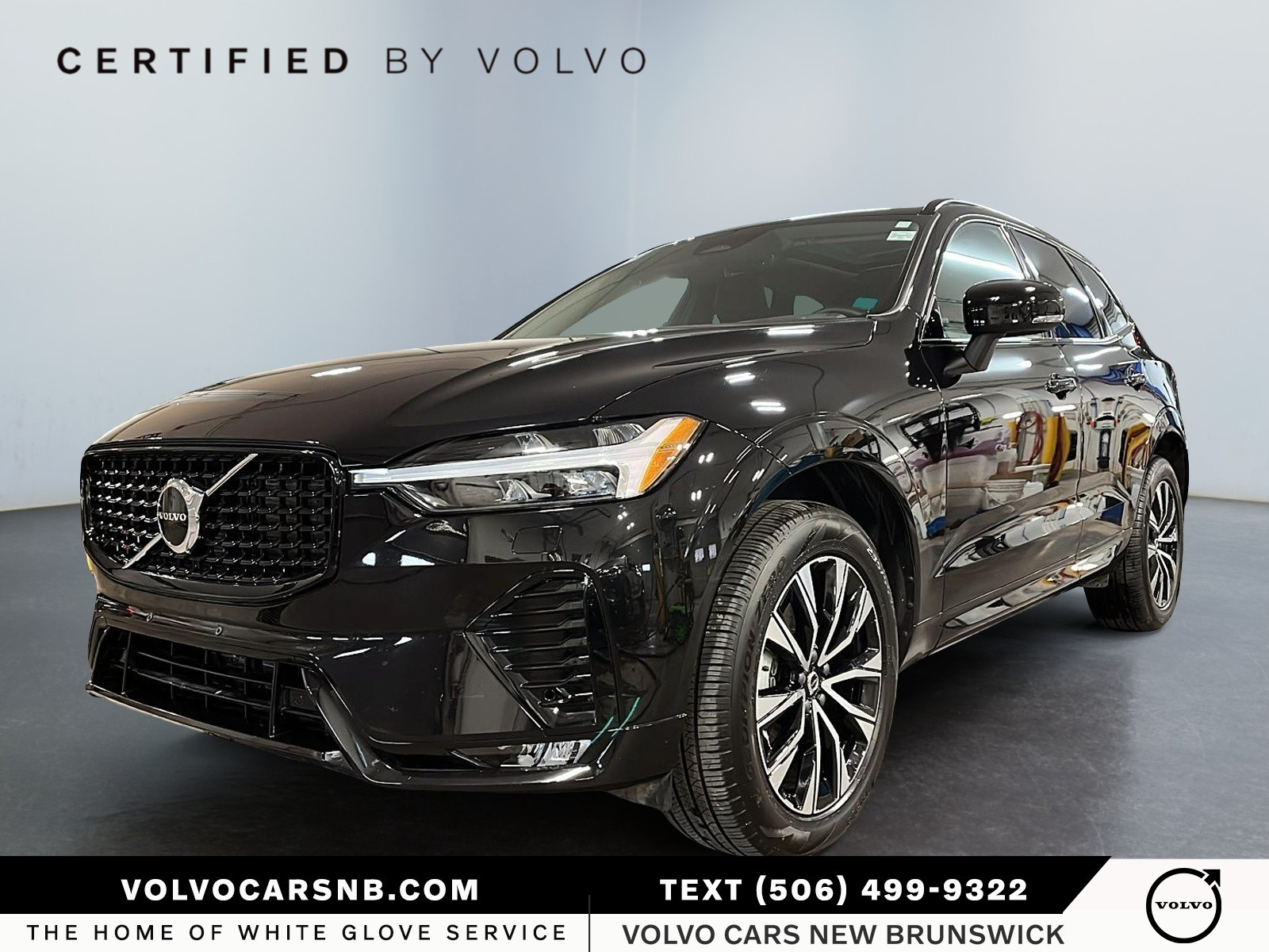 2025 Volvo XC60  B5 Core Dark Theme