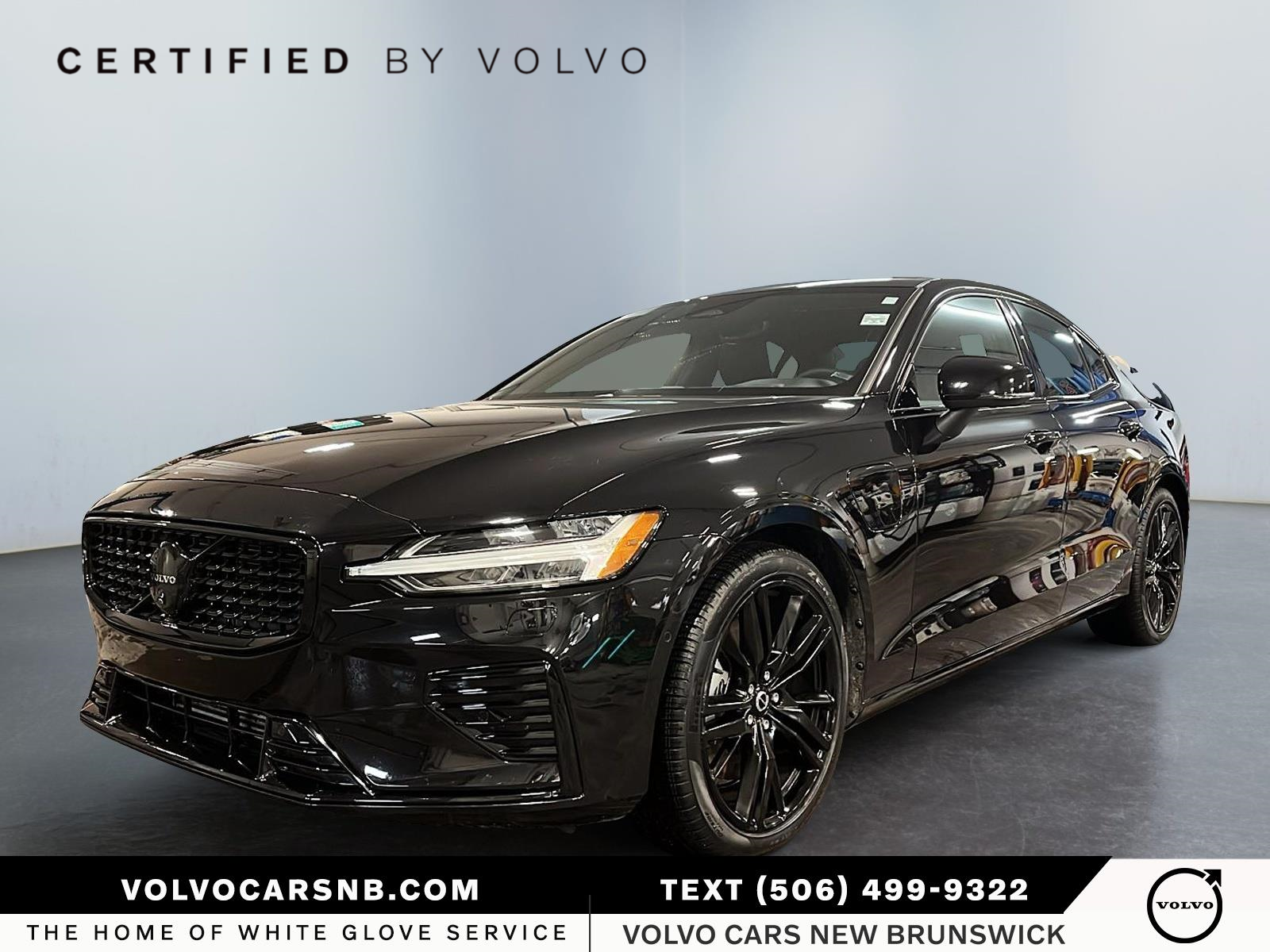 2025 Volvo S60 Plug-In Hybrid  T8 Ultra Black Edition