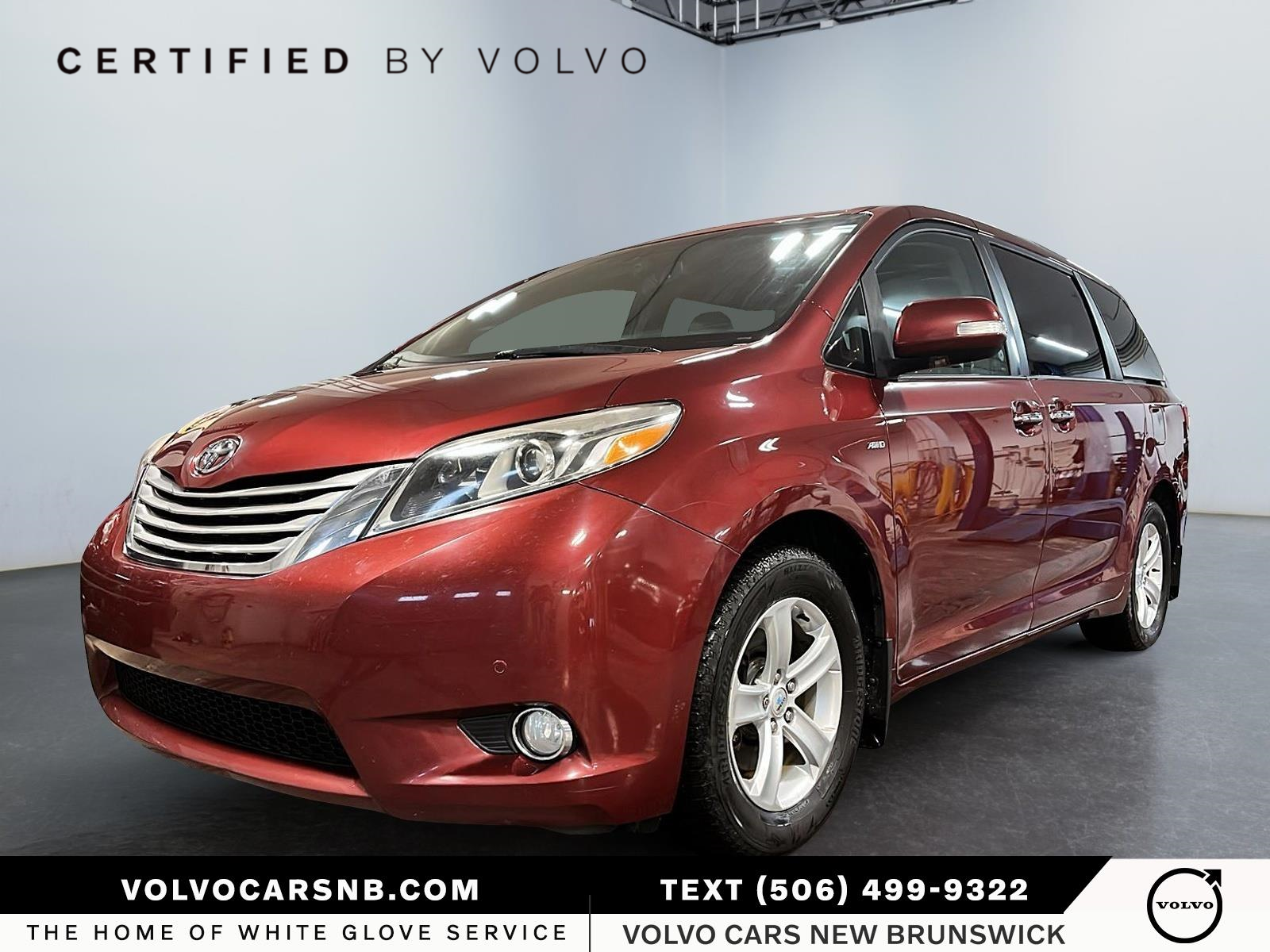 2017 Toyota Sienna  XLE 7 Passenger