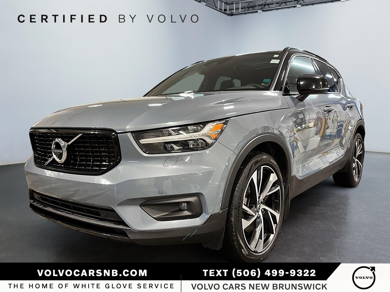 2022 Volvo XC40  T5 R-Design