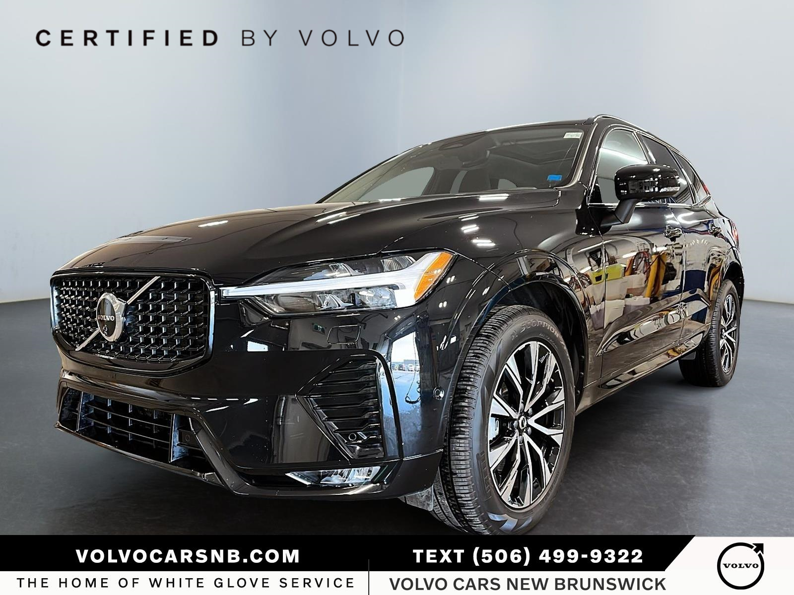 2025 Volvo XC60 B5 Plus Dark Theme
