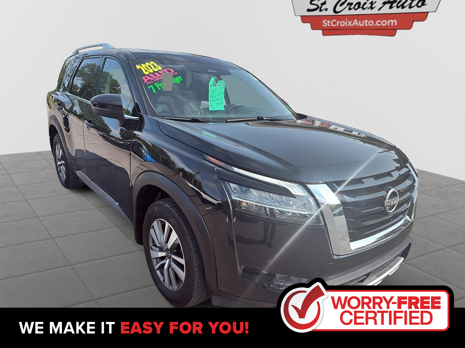 2023 Nissan Pathfinder SL