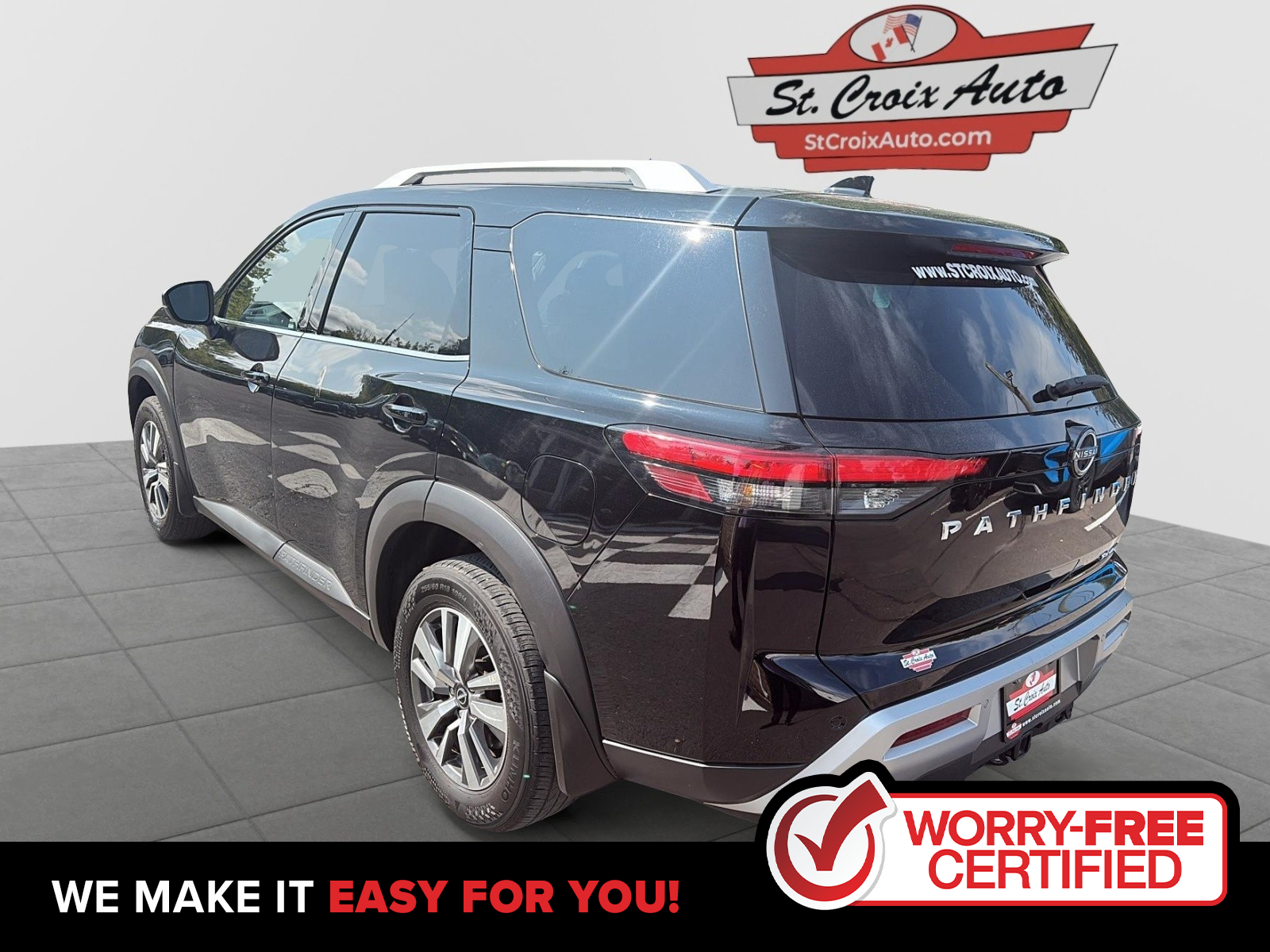2023 Nissan Pathfinder SL