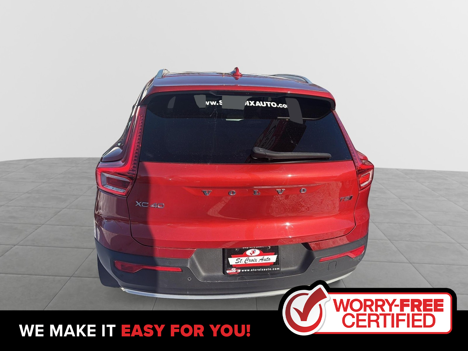 2021 Volvo XC40 T5 Momentum