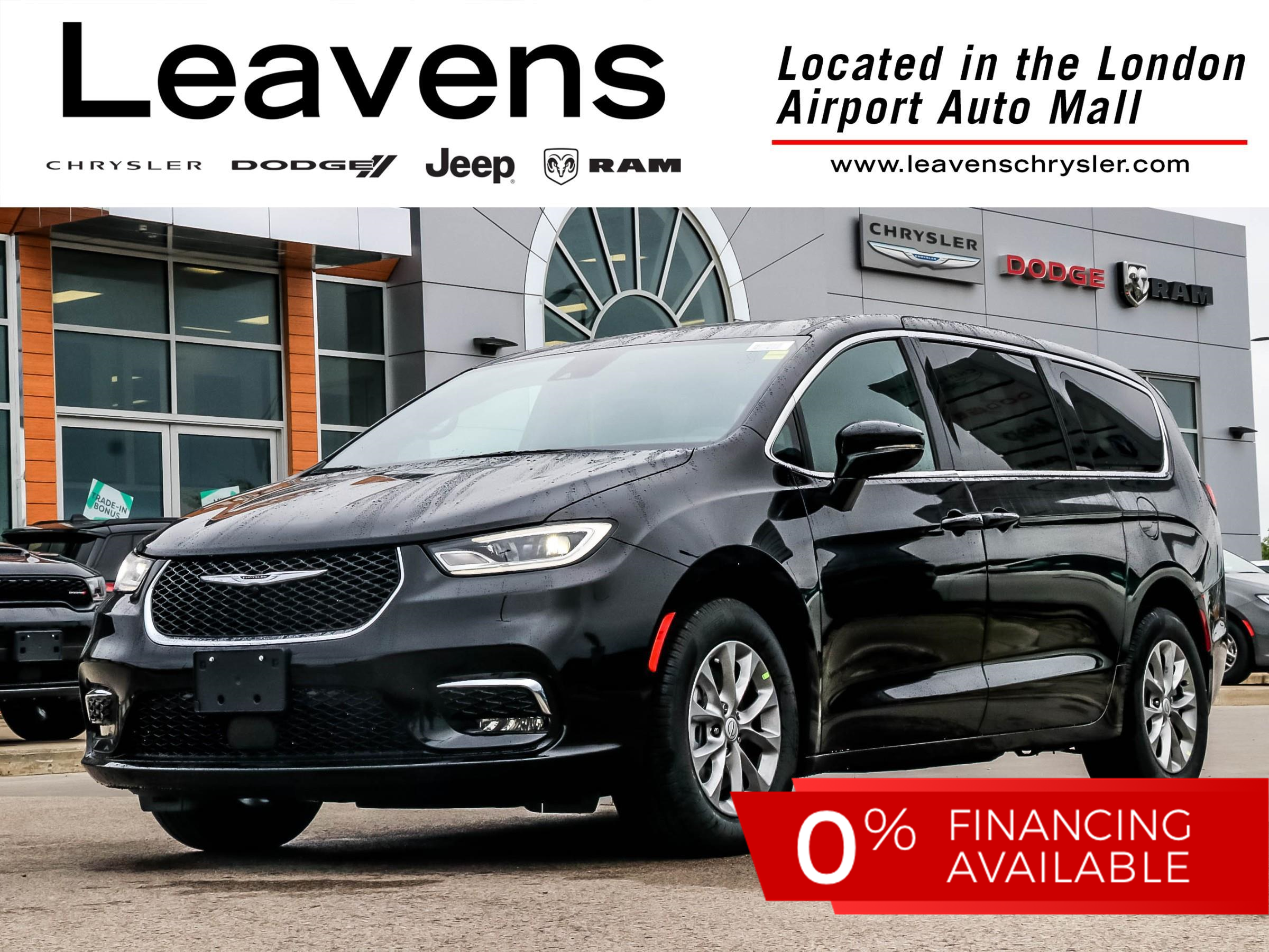 Chrysler Pacifica Select AWD 2026