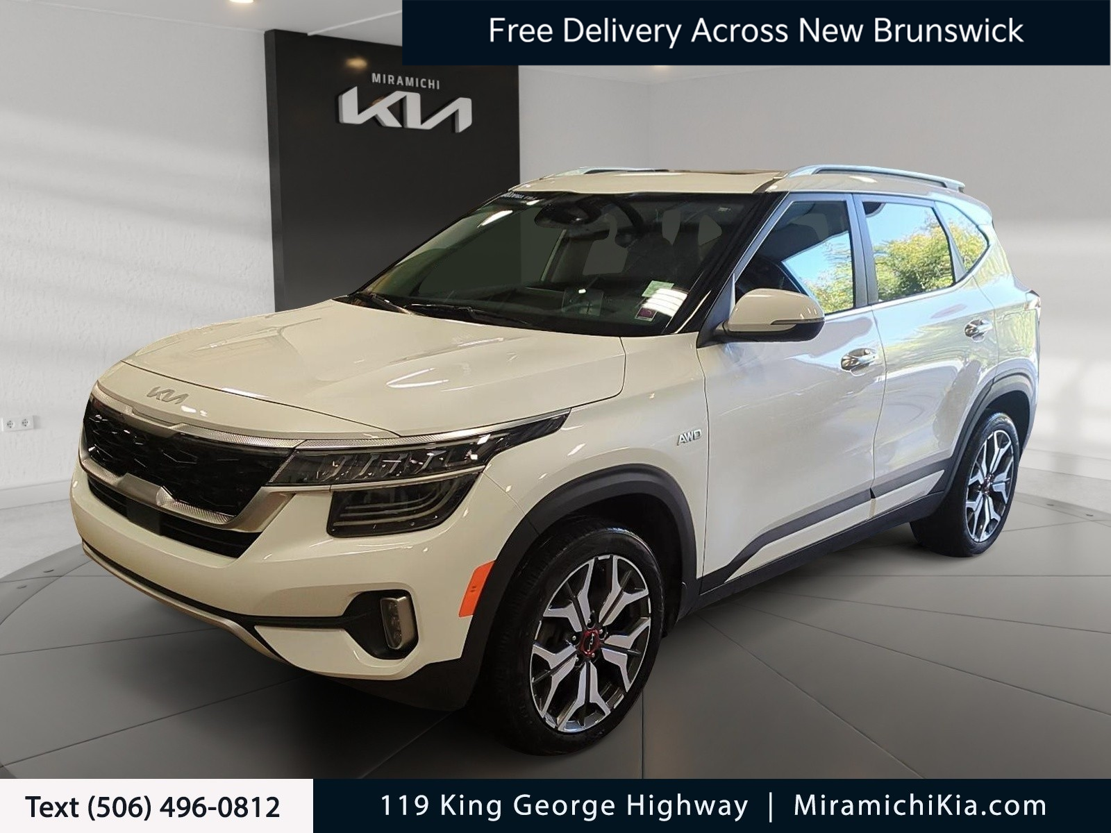 2022 Kia Seltos  SX Turbo w/Burgundy Interior