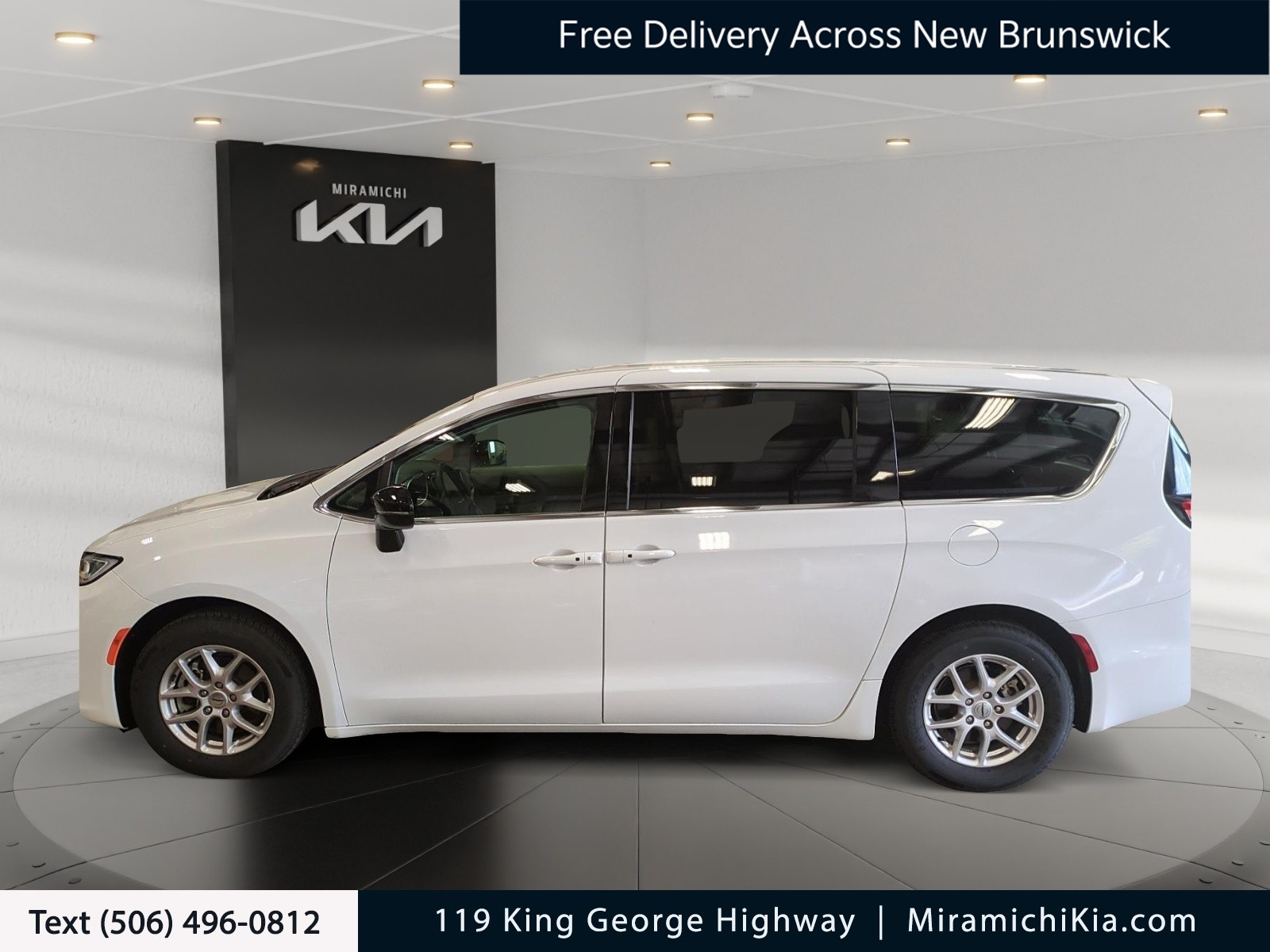 2024 Chrysler Pacifica Touring-L