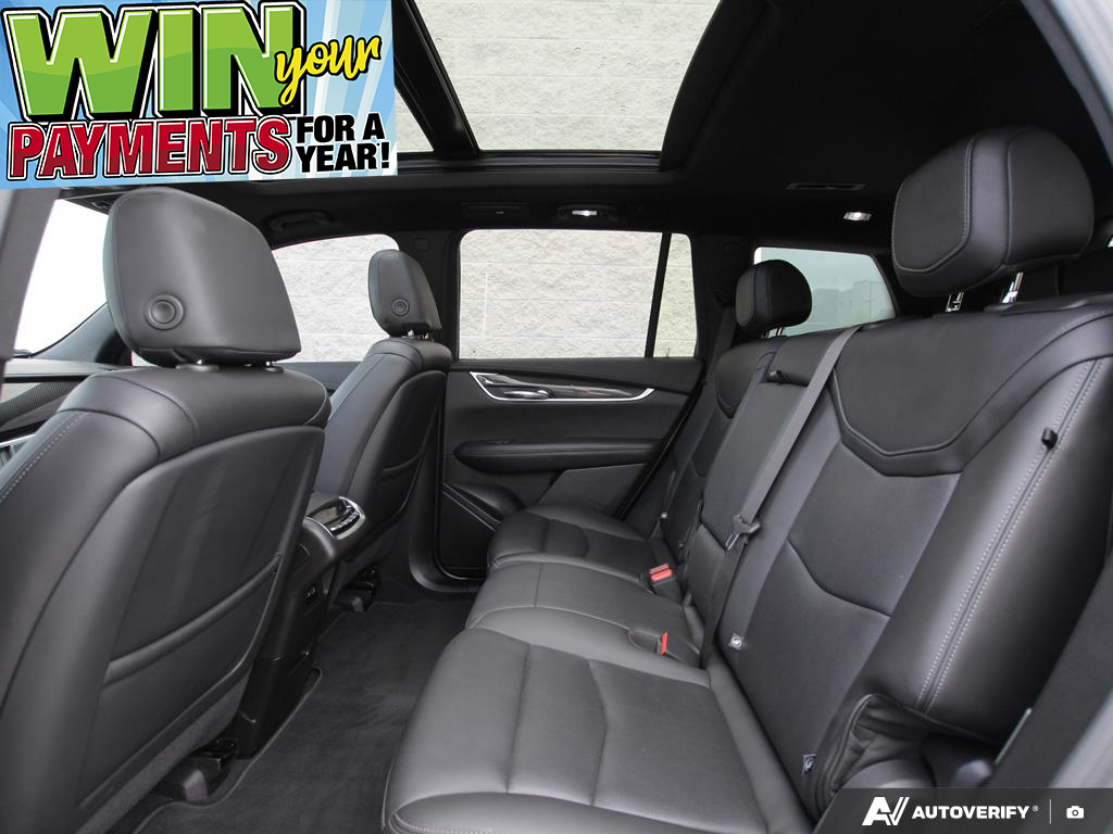 used 2022 Cadillac XT6 car, priced at $39,600