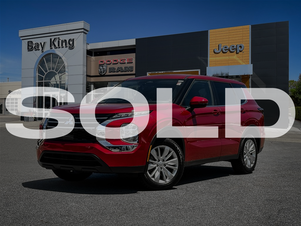 Red 2025 Mitsubishi Outlander SUV / Crossover Front-Wheel Drive Continuously Variable Transmission