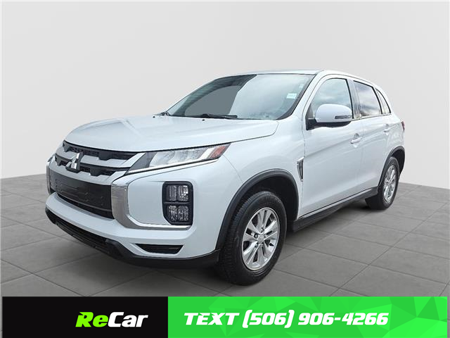 2023 Mitsubishi RVR SE