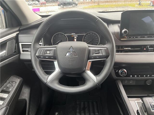 2023 Mitsubishi Outlander ES