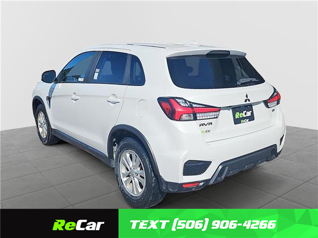 2021 Mitsubishi RVR SE