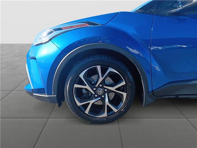 2021 Toyota C-HR XLE Premium