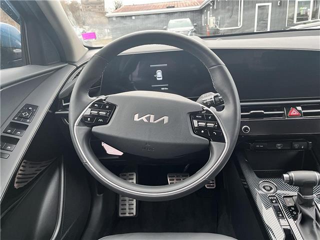 2023 Kia Niro EX