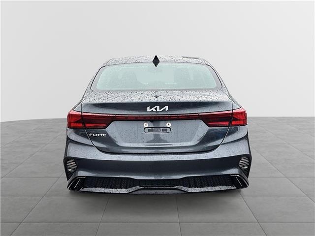 2022 Kia Forte EX